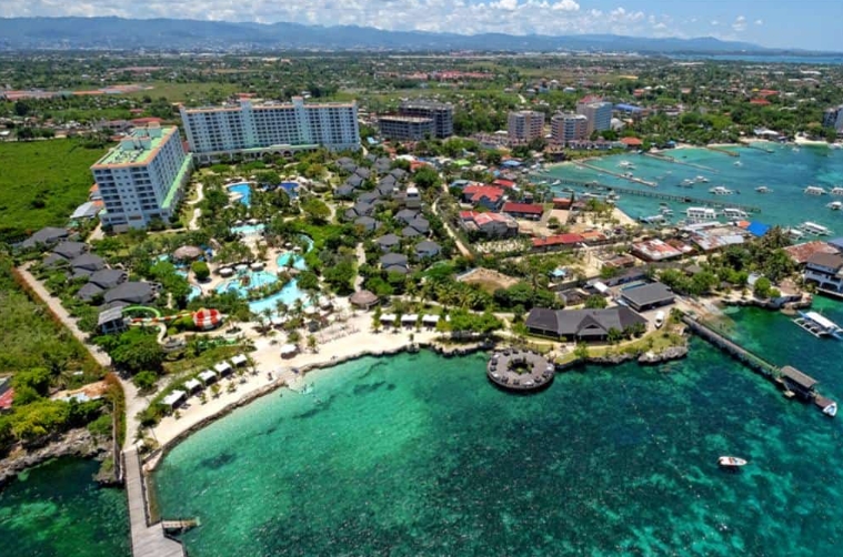 Mactan companion（3 hours 900 ₱, 5 hour 1500 ₱ ）